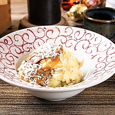 酒盗とチーズのじゃがバタサラダ