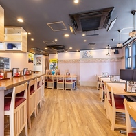 気軽に立ち寄れる居酒屋スタイル！