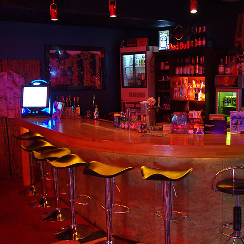 Hawaiian Bar Aloha 青森市本町 バー カクテル ネット予約可 ホットペッパーグルメ