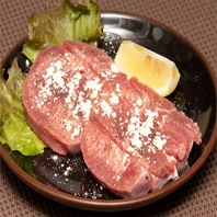 食べ応え抜群！ジューシーなこだわりの厚切り肉を堪能◎