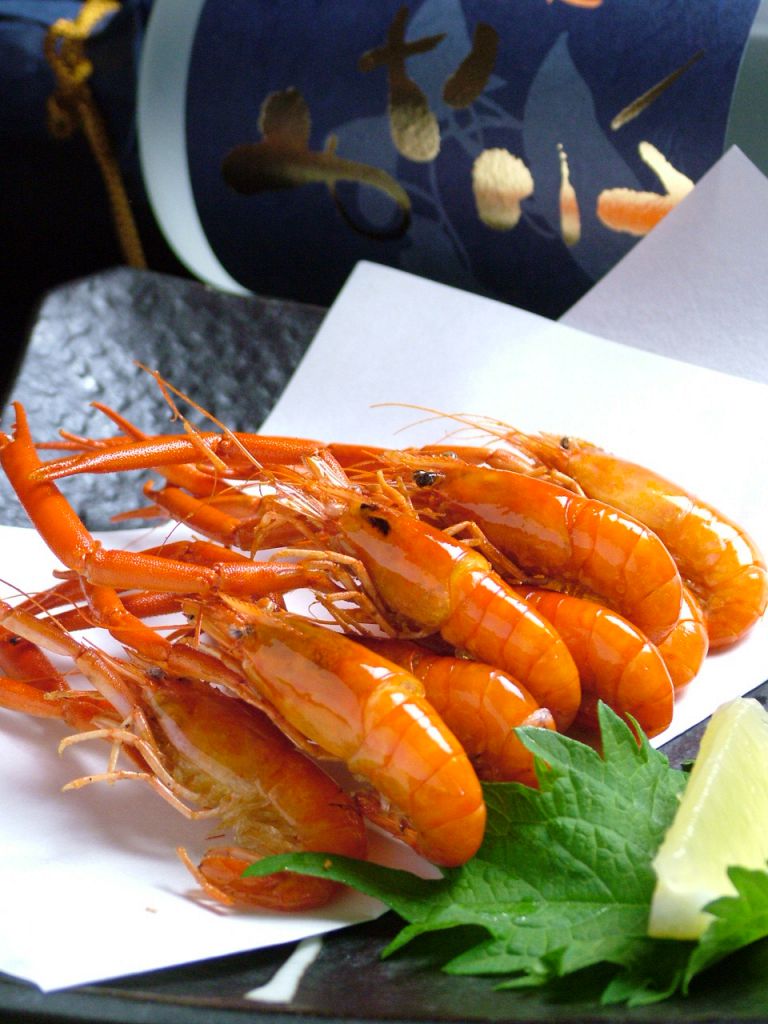 高知の清流が生んだ川海老!!四万十川でとれる、旬の美味しさを唐揚げで