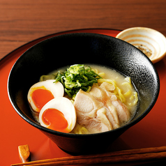 鶏と豚のWスープラーメン