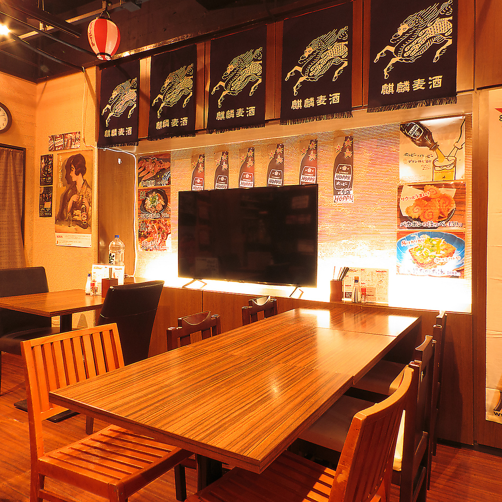 スポーツ観戦等もできます！テーブル席の中央にはTVを設置◎動画が流せるため、歓迎会・送別会にも♪