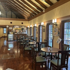 落ち着く店内席