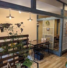 大人かわいい店内で素敵なランチタイムを