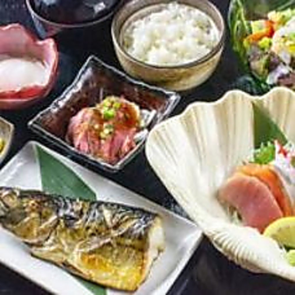 昼は定食 夜は酒場 大衆食堂みなみの写真ギャラリー