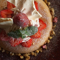 あまおうモンブランパンケーキ