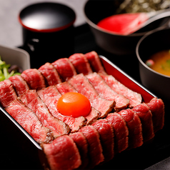 特上(お肉220g)選べる牛(プレミアム能登牛・黒毛和牛・国産牛)!