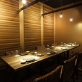 【個室完備】2名様からご利用いただける落ち着いた個室席が自慢。ご宴会はもちろん、接待や会食などの大事なシーンにも◎