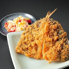 沼津あじフライ 彩り野菜のタルタルで