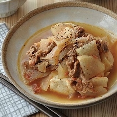 豚カルビ煮 トマトソース/ガーリックハーブ