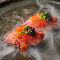 燻し牛タン肉寿司