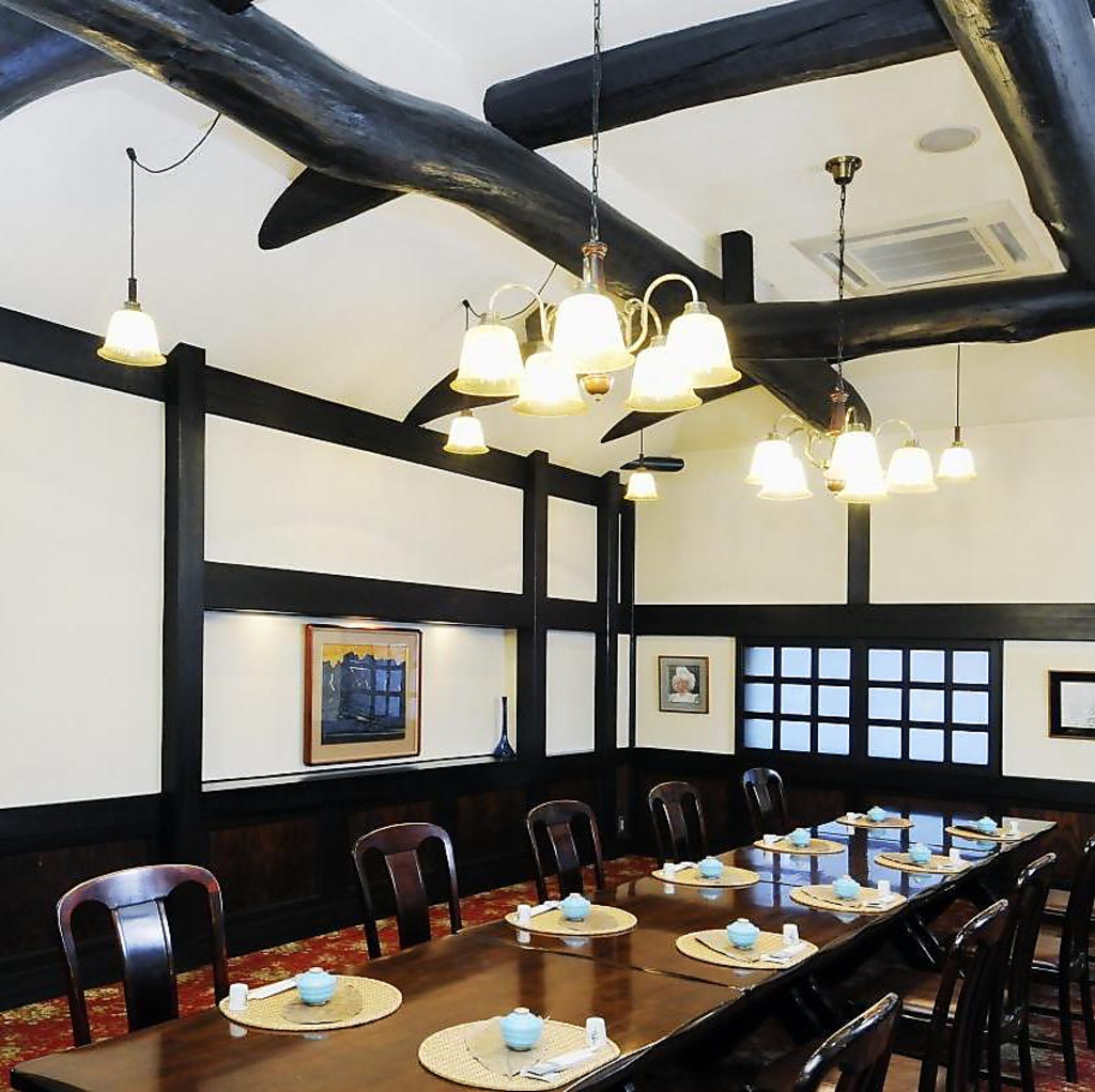 民芸風なお部屋から、数寄屋造りのお部屋まで、全14部屋ご用意！