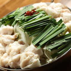 和歌山の旨味たっぷり！絶品もつ鍋でスタミナチャージの写真