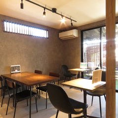 cafe&bar ReVene リベーネの雰囲気2