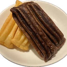 プリーツドーナッツ(カスタード・チョコ)