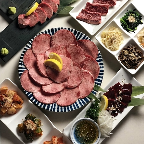 新年会は焼肉に決まり！定番～希少部位まで上質な素材をこだわりの焼き方で味わえる♪