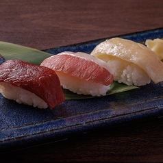 馬肉寿司三種盛り