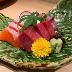 おまかせ刺身盛合せ　三点盛