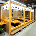 炭火焼肉 もっくん 京橋店の雰囲気1
