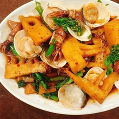 ホタルイカと菜の花と筍の牡蠣油炒め