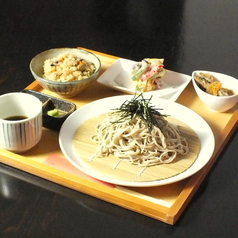 生そば：１人前（ツユ付/130ｇ）700円