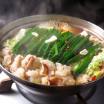 はなれは完全個室のテーブル席をご用意しております。