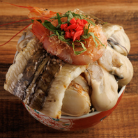 厳選素材の海鮮料理と昔ながらの定番もんじゃ