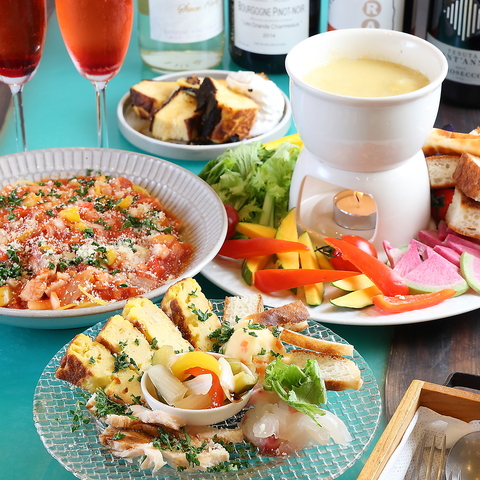 Dining cafe&bar GAGA