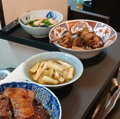 心まで解きほぐれる、手作りおばんざいと旬の味覚。