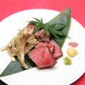 料理メニュー写真&nbsp;常陸牛と常陸鴨の炭火炙り秋きのこの香ばしソテー