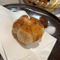 青森県産ニンニクの丸揚げ