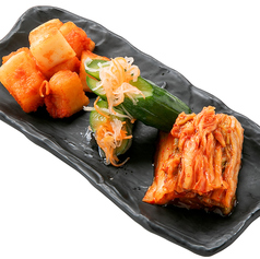 キムチ盛り合わせ