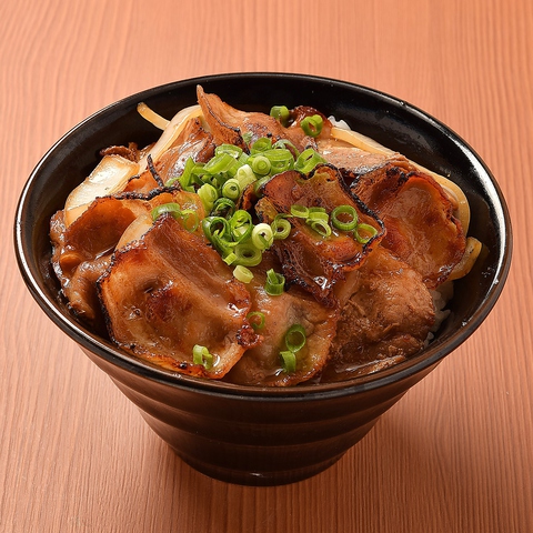 秘伝焦がしたれ焼肉丼 やきはち 飯田橋東口店 焼肉 ホルモン のメニュー ホットペッパーグルメ