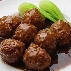 豚肉団子の醤油味煮込み
