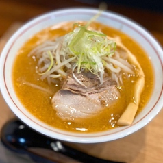 味噌らーめんのためだけにじっくり煮込んだ濃いスープ