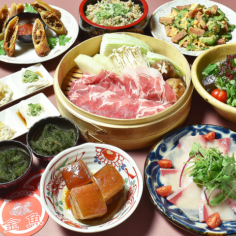 沖縄料理と個室空間　あぐー豚しゃぶしゃぶ食べ放題アリ！　阪急三宮駅より徒歩3分☆