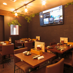 ★ハーモニカ横丁ならではの異国気分に酔いしれる隠れ家肉バル★お気軽に楽しんで頂きたいから価格は地域最安値!?の食べ飲み放題付きコース3500円～◎女子会、宴会でご利用ください！10名様から20名様用個室も完備！！≪幹事様特典≫10名様以上で1名様分無料♪