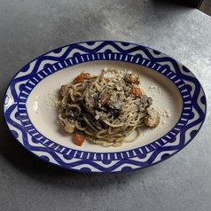 帆立と南仏風オリーブペーストのパスタ