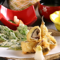 四季を感じさせる逸品の数々