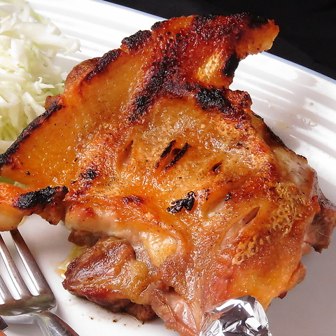 当店こだわりの地鳥使った焼物や焼き鳥を多数ご用意！ご家族やお子様連れにも◎