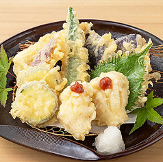 鱧と夏野菜の天布羅盛り合わせ