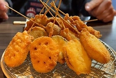 串カツ単品メニュー/鶏もも／豚肉／ベーコン/赤ウインナー/ロースハム