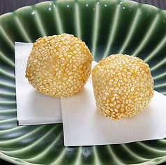 胡麻団子 2個