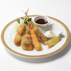 串カツ4種盛り（和牛・海老・鶏肉・真鯛）