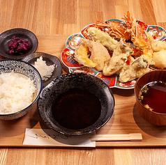 学生の方にも安く美味しいお料理をご提供いたします！