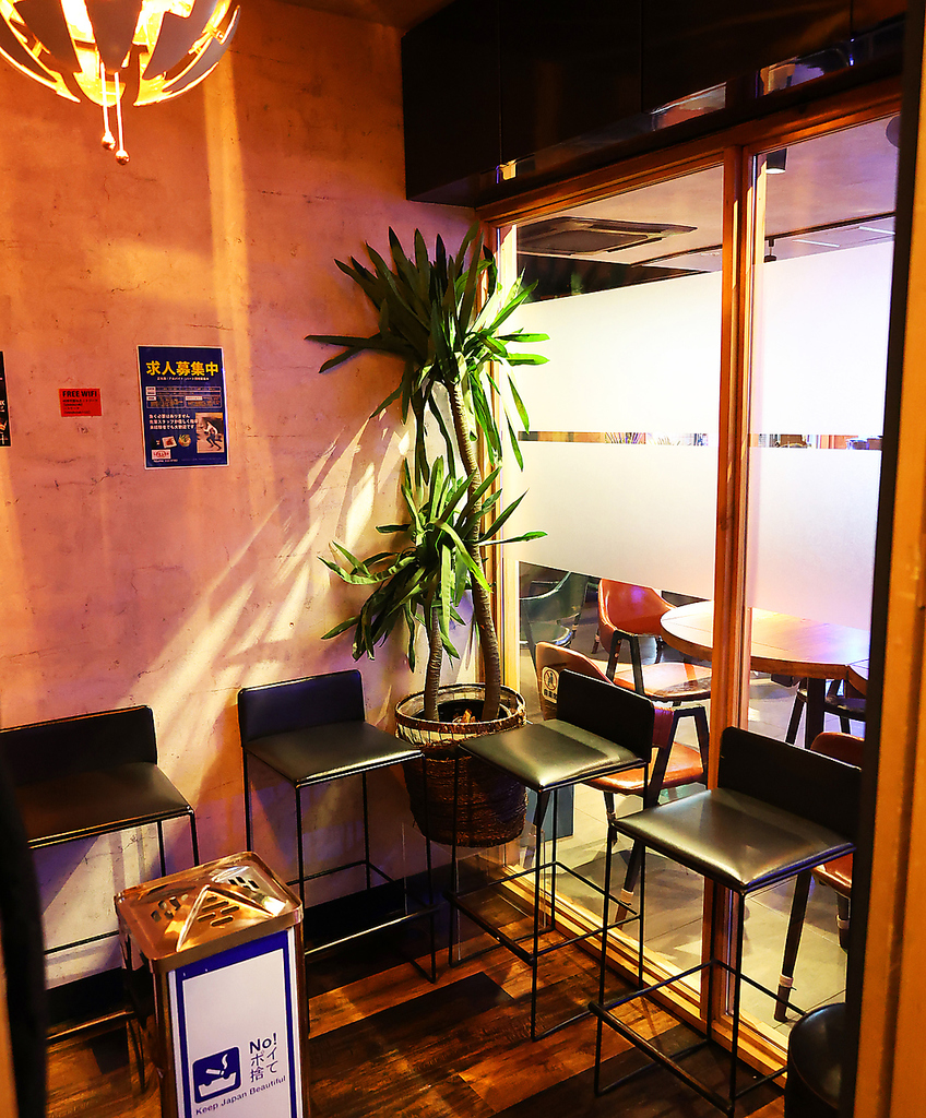 喫煙者も安心の店内完全分煙喫煙所完備☆