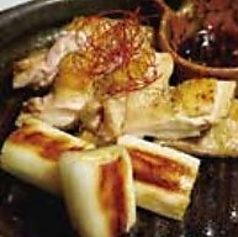 信州鶏のネギま風鉄板炙り焼き 特製にんにくダレ
