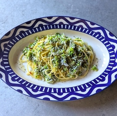 釜揚げしらすとブロッコリーのペペロンチーノ