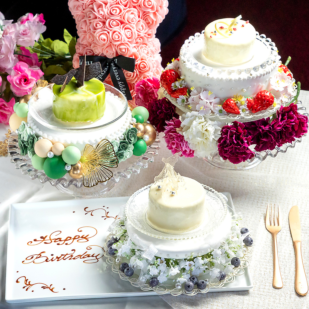 記念日や誕生日ディナーに◎デザートは『メッセージを込めたアニバーサリーケーキ』に変更OK♪